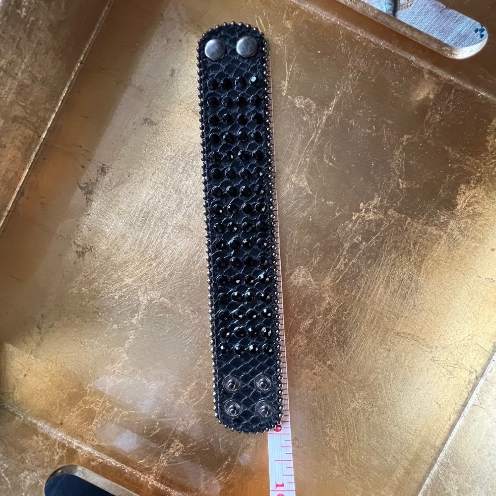 Stylish Leather Black Rhinestone bracelet - Picture 6 of 7